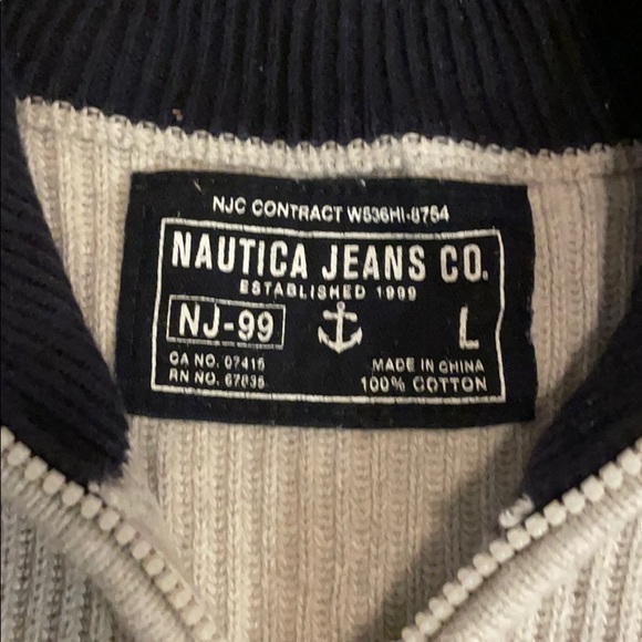 Men’s large zip sweater. - Picture 2 of 4